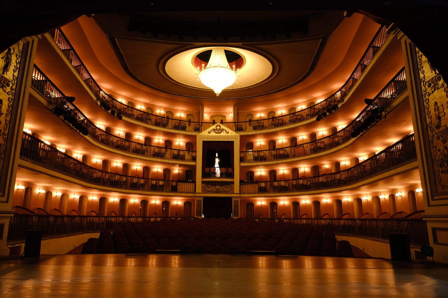 Teatro Arthur Azevedo: Reconhecimento aos Parceiros de 2025 em Cerimônia Inédita