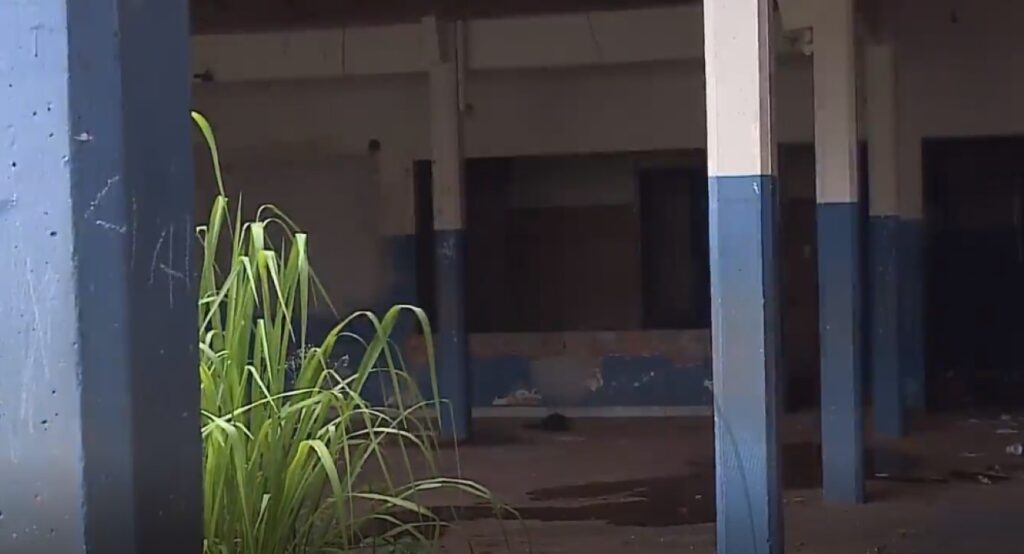 Obra de Escola em Imperatriz Atrasada: Impactos na Educação Local Obra de Escola em Imperatriz Atrasada: Impactos na Educação Local