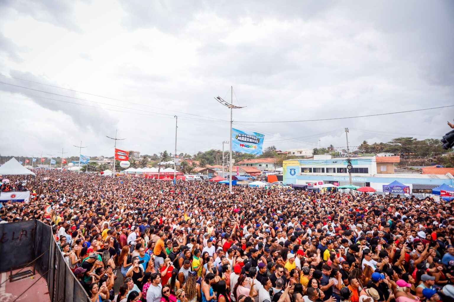 Pré-Carnaval do Maranhão Agita Litorânea com Grandes Atrações Pré-Carnaval do Maranhão Agita Litorânea com Grandes Atrações