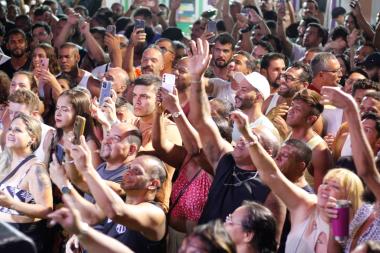 Verão na Bahia: Shows Gratuitos em Pelourinho com Márcia Freire e Nara Couto Arrastam Multidão Verão na Bahia: Shows Gratuitos em Pelourinho com Márcia Freire e Nara Couto Arrastam Multidão