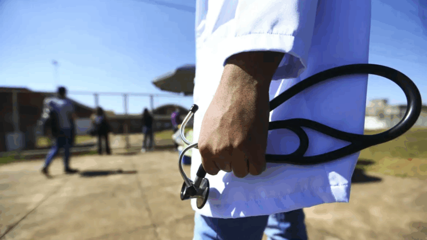 Cancelamento do Edital do Mais Médicos: 5.900 Vagas a Menos na Medicina Cancelamento do Edital do Mais Médicos: 5.900 Vagas a Menos na Medicina