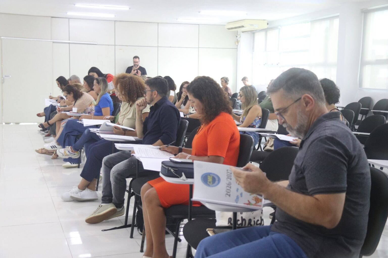 Conselho Municipal de Educação de Caraguatatuba empossa novos membros para 2026–2027 Conselho Municipal de Educação de Caraguatatuba empossa novos membros para 2026–2027