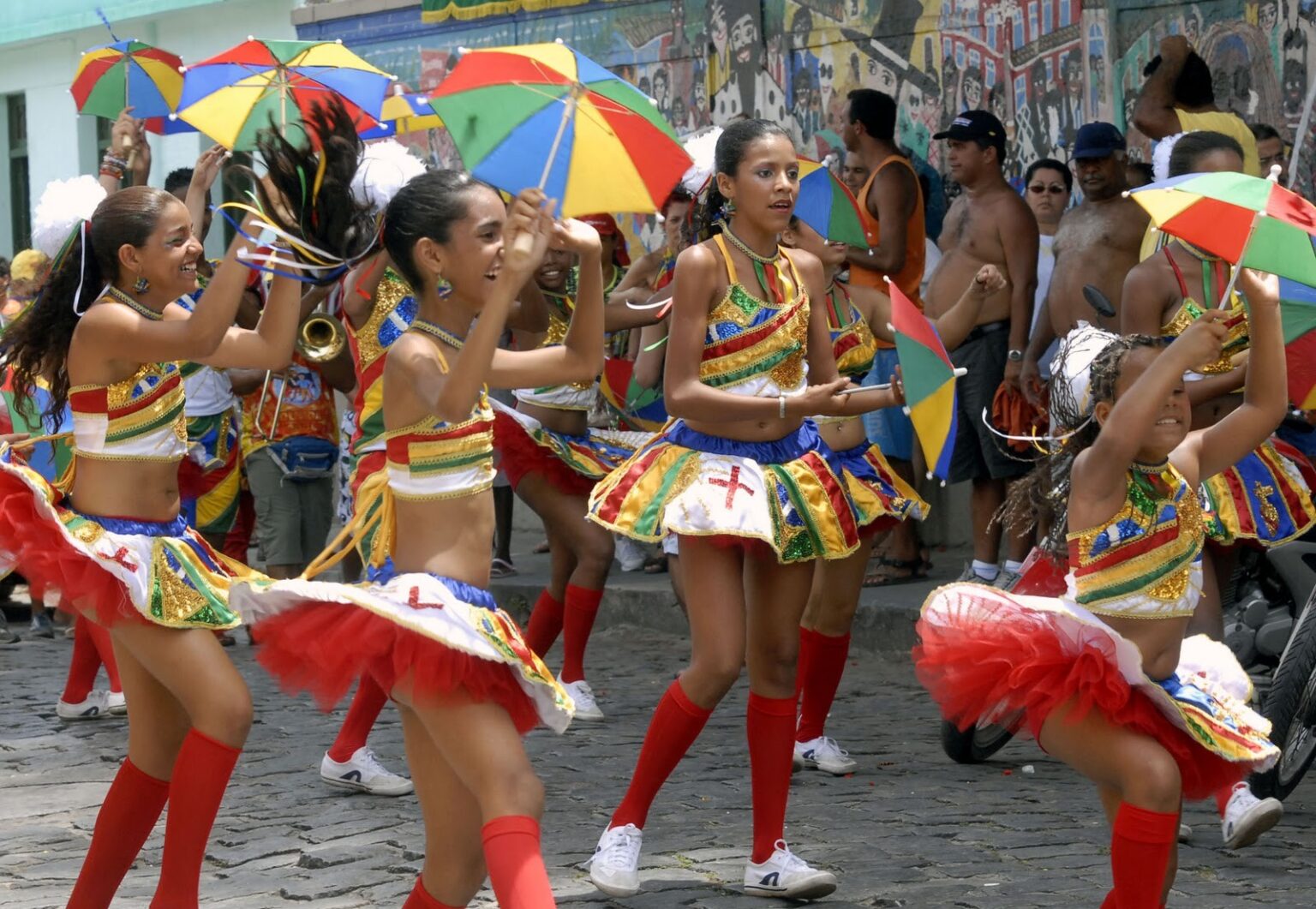 Descansar no Carnaval: Uma Revolução Pessoal e Coletiva Descansar no Carnaval: Uma Revolução Pessoal e Coletiva