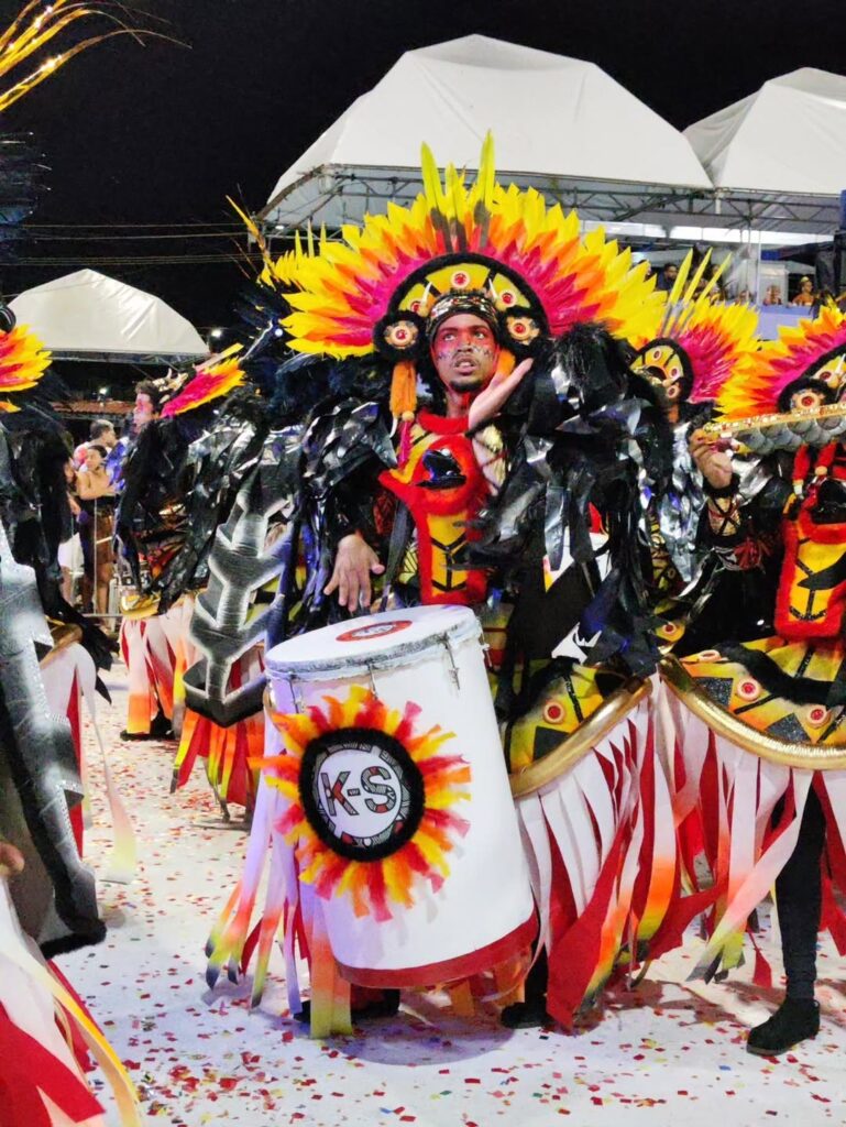 Kambalacho do Ritmo e Show Feras Brilham no Carnaval de São Luís 2026