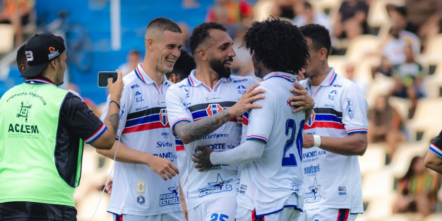 MAC em Busca da Quarta Final: Um Caminho entre Táticas e Expectativas MAC em Busca da Quarta Final: Um Caminho entre Táticas e Expectativas