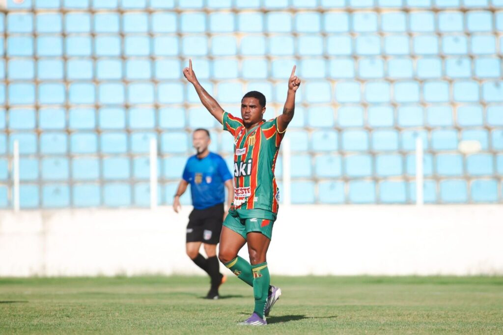 Moto Club Empata e Mantém Sampaio Corrêa na Semifinal do Campeonato Estadual Moto Club Empata e Mantém Sampaio Corrêa na Semifinal do Campeonato Estadual