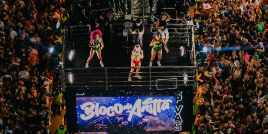 O Carnaval se Foi: Reflexões e Saudades da Maior Festa do Brasil O Carnaval se Foi: Reflexões e Saudades da Maior Festa do Brasil