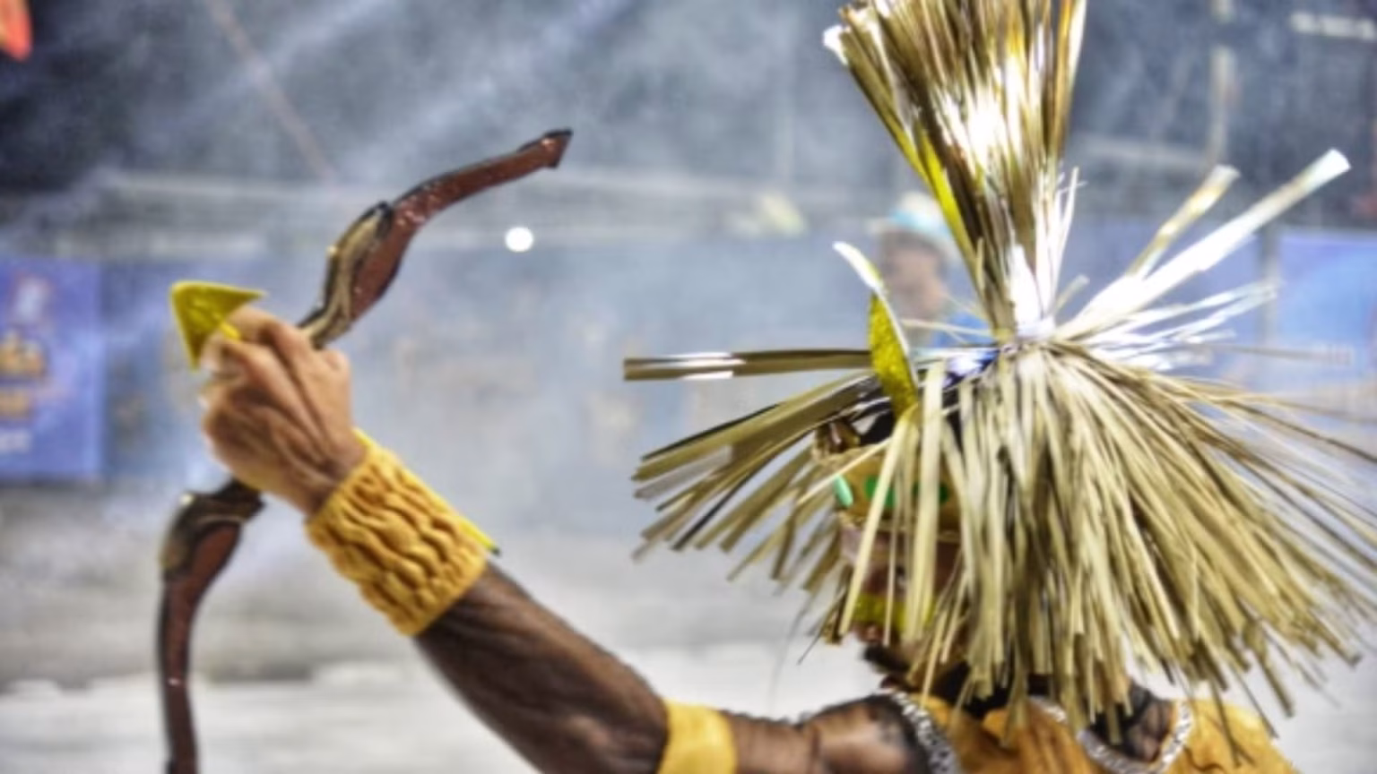 Passarela do Samba: Tradição e Protagonismo Feminino em Duas Noites de Desfiles