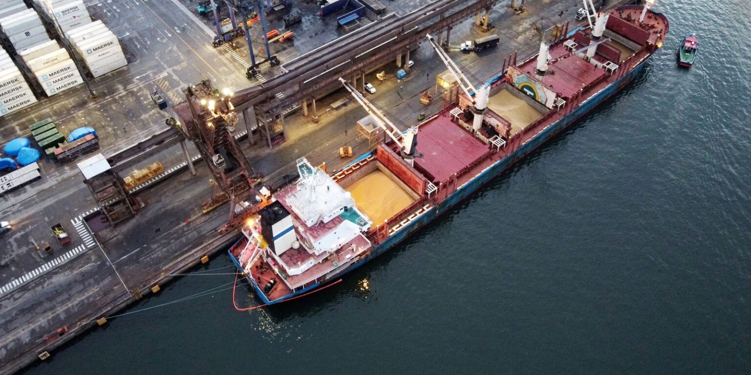 Queda das Exportações Brasileiras para os EUA em Janeiro: Impactos e Conjuntura Atual Queda das Exportações Brasileiras para os EUA em Janeiro: Impactos e Conjuntura Atual