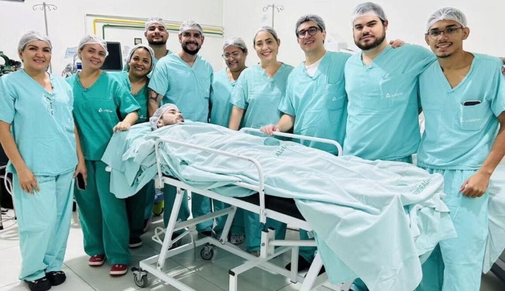Tratamento Experimental com Polilaminina: Maranhão Recebe Segundo Paciente em Procedimento Inovador Tratamento Experimental com Polilaminina: Maranhão Recebe Segundo Paciente em Procedimento Inovador