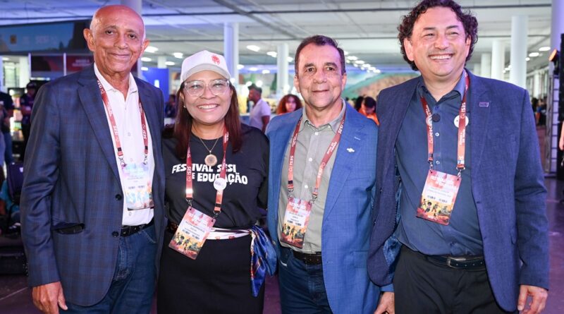 Baldez Representa CNI na Abertura do Festival SESI de Educação em São Paulo Baldez Representa CNI na Abertura do Festival SESI de Educação em São Paulo