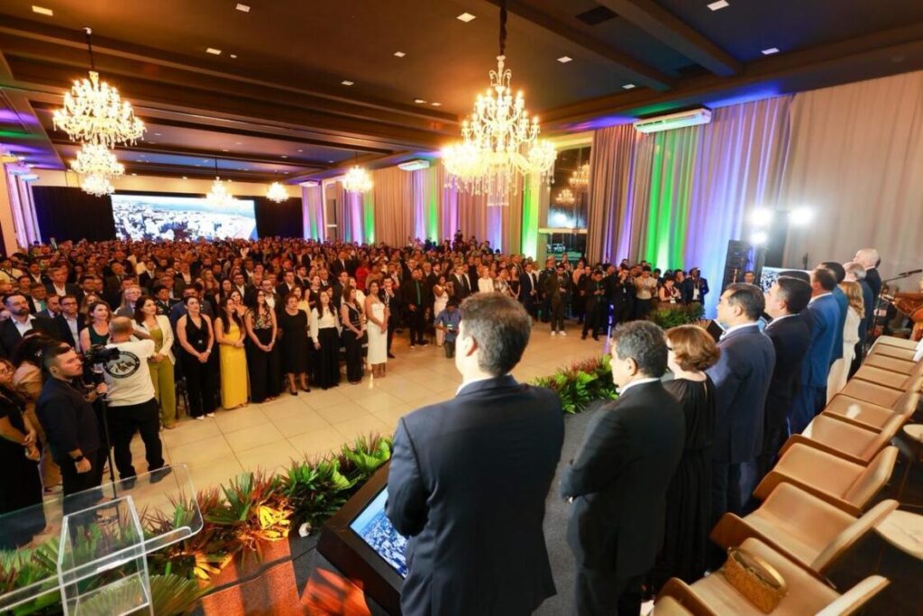 Governadores da Amazônia Legal Discutem Desenvolvimento Sustentável em São Luís Governadores da Amazônia Legal Discutem Desenvolvimento Sustentável em São Luís