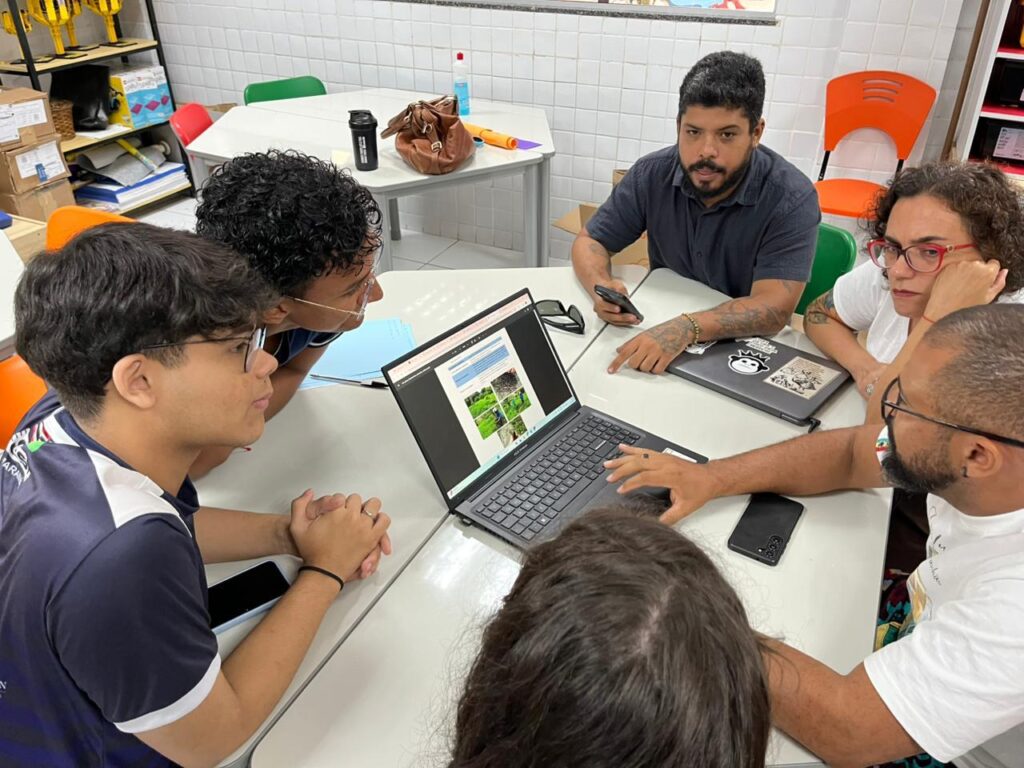 Inovação Científica Une Universidade e Educação Básica na UEMA