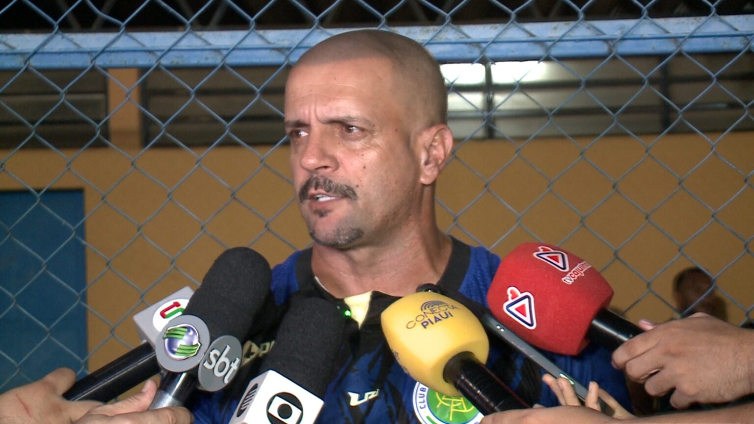 Aprovação da Torcida: 70% dos Internautas Acreditam na Troca de Técnico do MAC Aprovação da Torcida: 70% dos Internautas Acreditam na Troca de Técnico do MAC