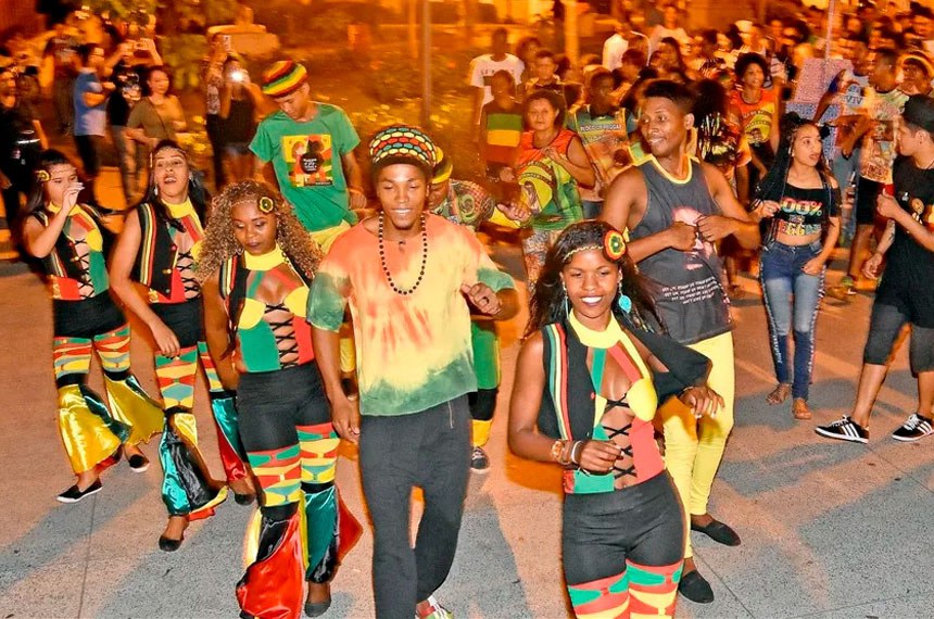 Como o Reggae Transformou Identidades na Jamaica e em São Luís do Maranhão Como o Reggae Transformou Identidades na Jamaica e em São Luís do Maranhão