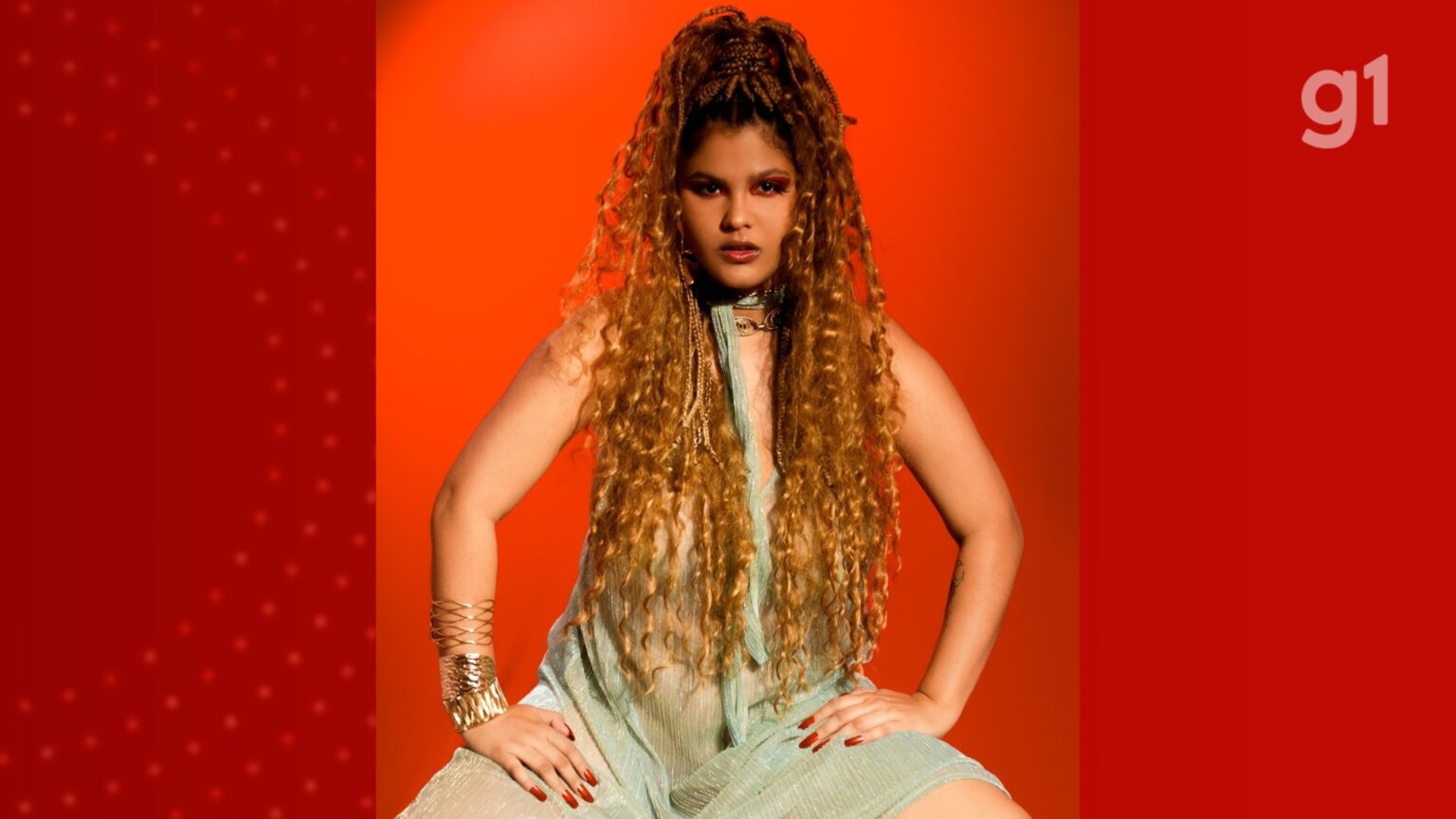 Nicole Terrestre Lança Clipe de ‘Peso de Sísifo’ e Se Prepara para Álbum de Estreia Nicole Terrestre Lança Clipe de 'Peso de Sísifo' e Se Prepara para Álbum de Estreia