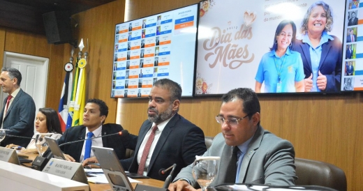 Câmara Municipal de São Luís Promulga Novas Leis em Sessão Ordinária Câmara Municipal de São Luís Promulga Novas Leis em Sessão Ordinária