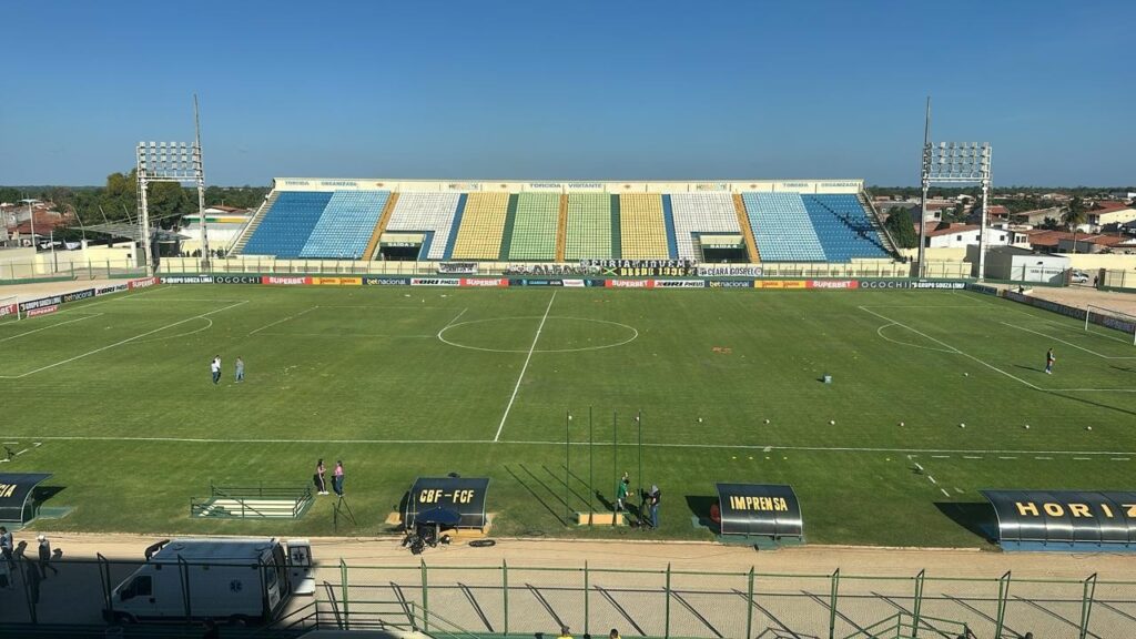 Floresta e Maranhão: Como Assistir ao Confronto Ao Vivo e Detalhes da Arbitragem Floresta e Maranhão: Como Assistir ao Confronto Ao Vivo e Detalhes da Arbitragem