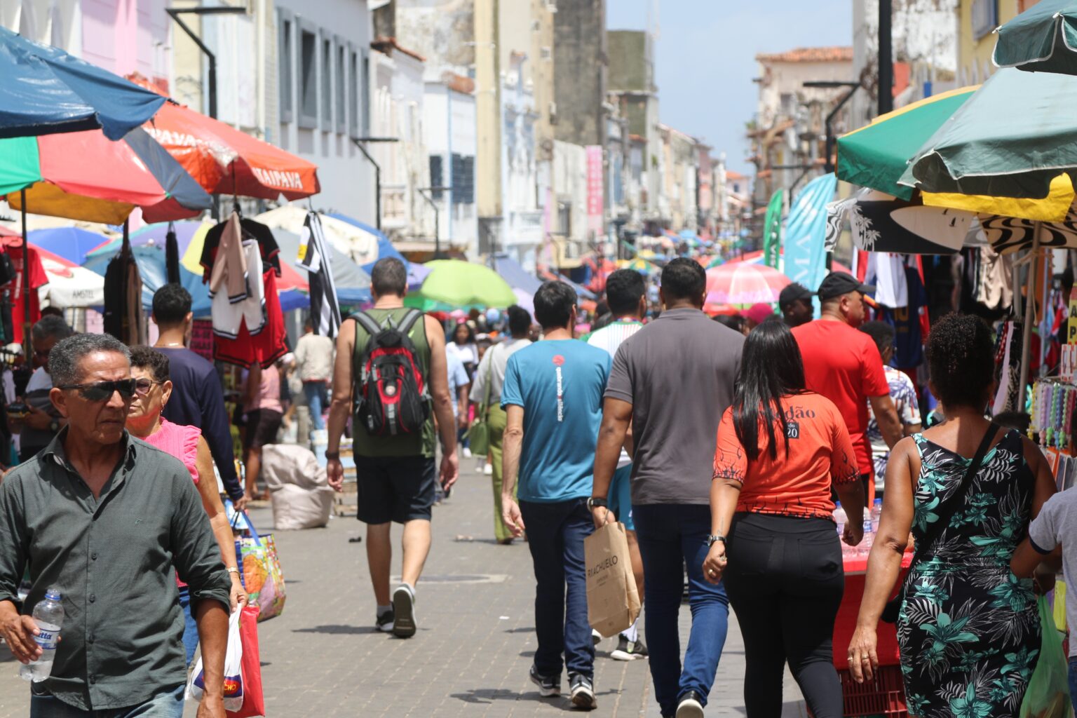 Movimentação do Dia das Mães em São Luís: Mais de 450 mil consumidores esperados Movimentação do Dia das Mães em São Luís: Mais de 450 mil consumidores esperados