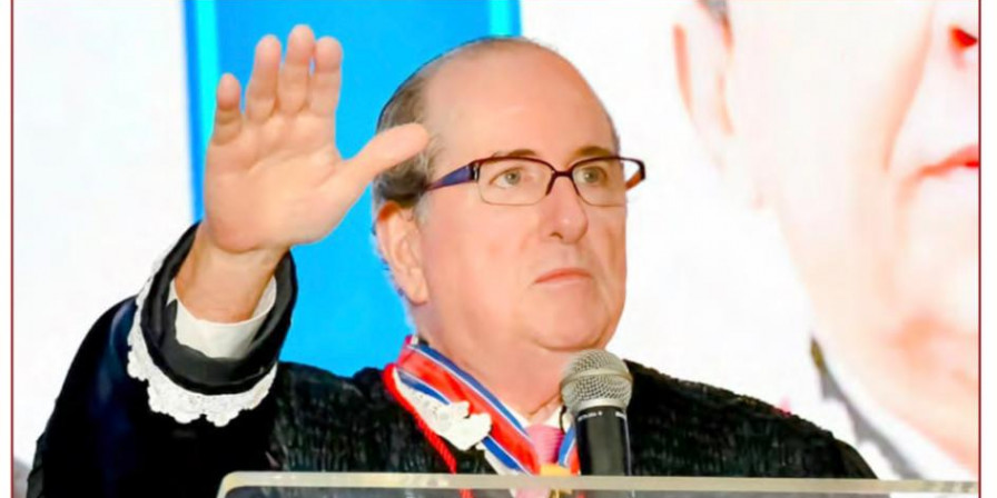 Posse de Ricardo Duailibe no TJ: Um Marco no Jornalismo Maranhense Posse de Ricardo Duailibe no TJ: Um Marco no Jornalismo Maranhense