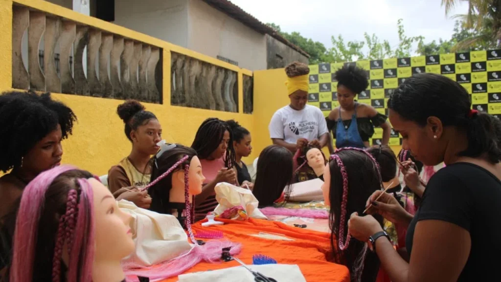 Casa das Pretas: 7 Anos de Fortalecimento da Cultura Negra no Coroadinho Casa das Pretas: 7 Anos de Fortalecimento da Cultura Negra no Coroadinho