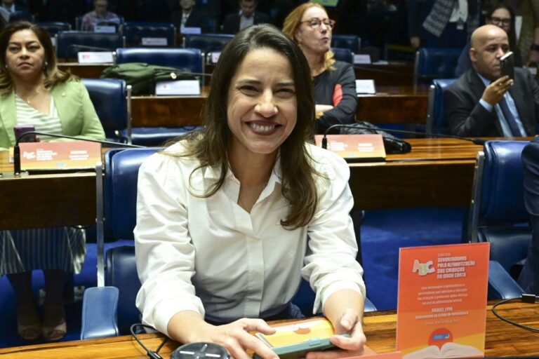 Pernambuco é Reconhecido pelo Senado por Avanços na Alfabetização Infantil Imagem do artigo