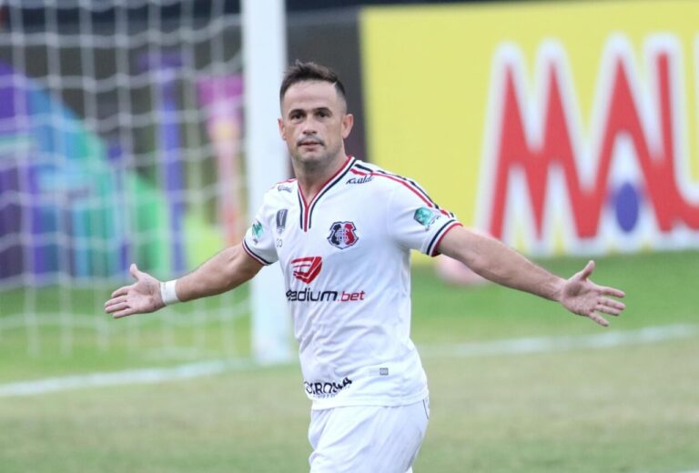 Santa Cruz e Sport: Rivalidade em Nova Perspectiva no Campeonato Estadual