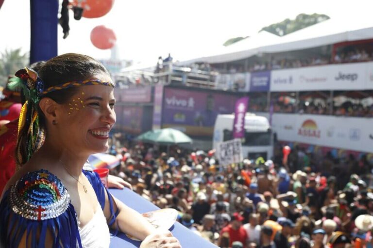 Carnaval 2026: Raquel Lyra Percorre Pernambuco em Celebrar a Cultura Regional