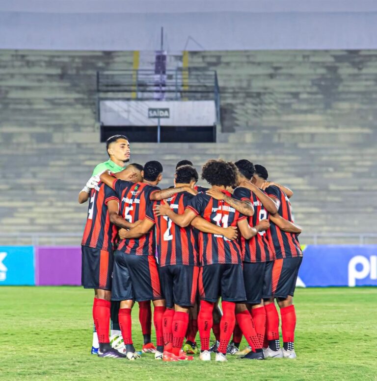 Clima Decisivo Marca Confronto Entre Confiança-PB e Esporte de Patos na Luta Contra o Rebaixamento Clima Decisivo Marca Confronto Entre Confiança-PB e Esporte de Patos na Luta Contra o Rebaixamento