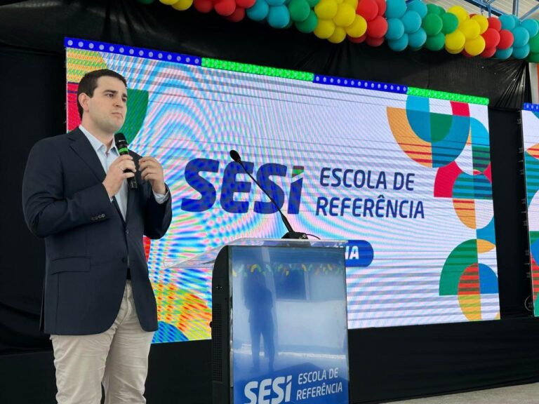 SESI-PE Inaugura Escola de Referência em Petrolina com Investimento de R$ 21 Milhões SESI-PE Inaugura Escola de Referência em Petrolina com Investimento de R$ 21 Milhões