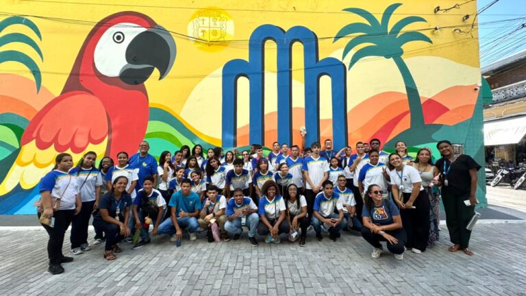 Tour Pedagógico em Aracaju: Estudantes Descobrem os Encantos da Cidade