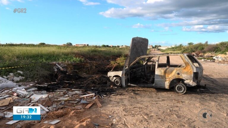 Corpo Carbonizado Encontrado em Veículo em Chamas em Petrolina: Investigação em Andamento