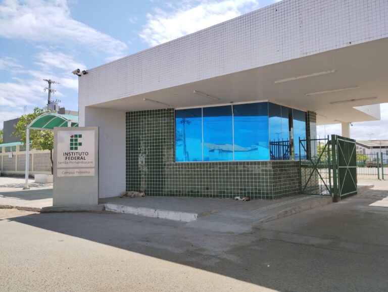 IFSertãoPE Campus Petrolina Oferece 145 Vagas em Cursos Gratuitos de Tecnologia e Criatividade Imagem do artigo