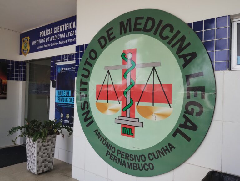 Tragédia em Petrolina: Homem de 42 anos é assassinado a tiros em casa