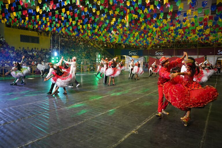 Festival de Quadrilhas Juninas em Petrolina: Inscrições Abertas com Prêmios de R$ 26,5 mil