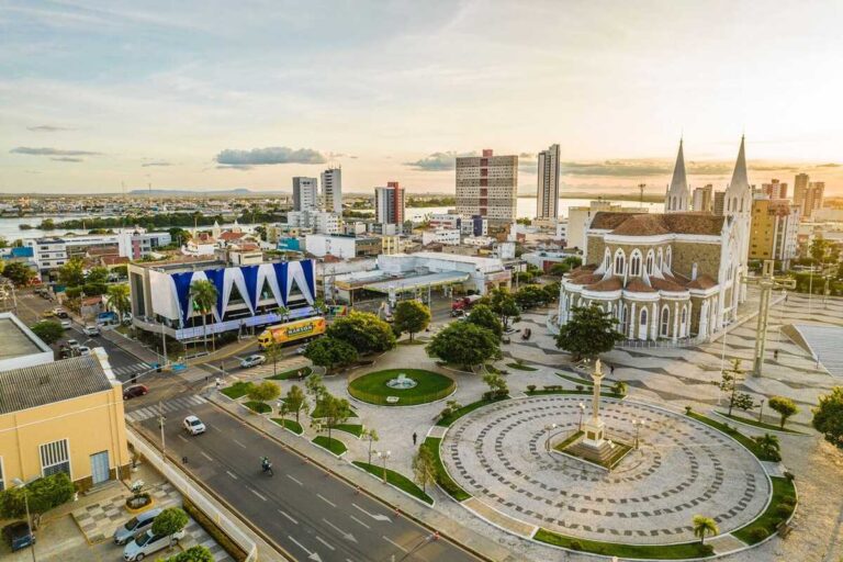 Petrolina: Centro de Eventos que Impulsiona o Turismo no Sertão de Pernambuco