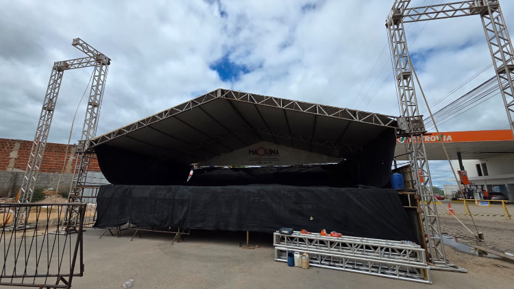 Pra Sempre São João: Evento em Petrolina Atrai Expectativa de 20 Mil Pessoas Pra Sempre São João: Evento em Petrolina Atrai Expectativa de 20 Mil Pessoas