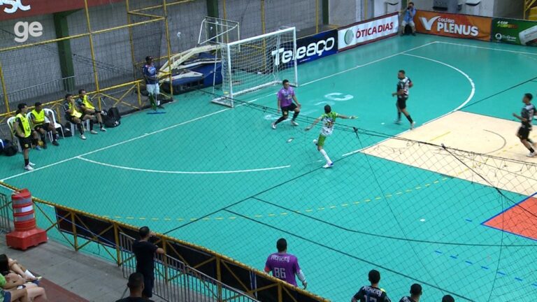 Prefeito de Casa Nova Faz História e Marca Gol em Goleada na Copa TV Grande Rio de Futsal