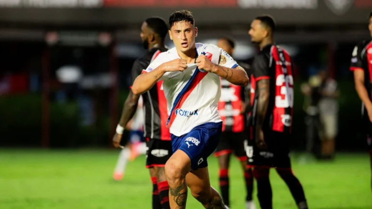 Bahia supera tabu e vence primeiro Ba-Vi no Barradão pelo Brasileiro Bahia supera tabu e vence primeiro Ba-Vi no Barradão pelo Brasileiro