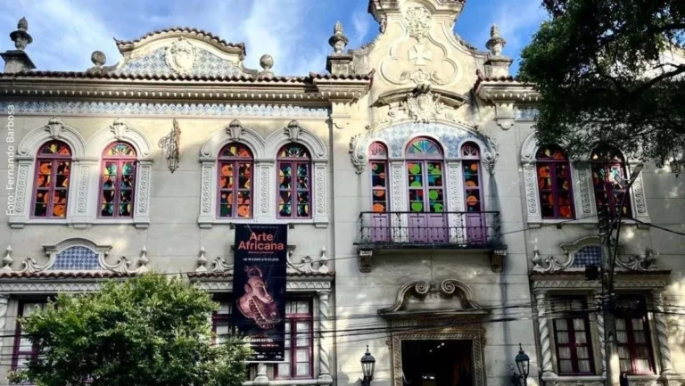 Museu de Arte da Bahia lança exposição que desafia fronteiras entre arte e cultura popular