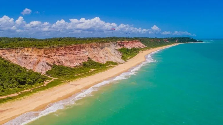Bahia destaca-se como destino de luxo no turismo brasileiro