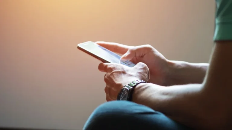 Como o Entretenimento Digital de Baixo Custo Impacta o Orçamento do Consumidor Como o Entretenimento Digital de Baixo Custo Impacta o Orçamento do Consumidor