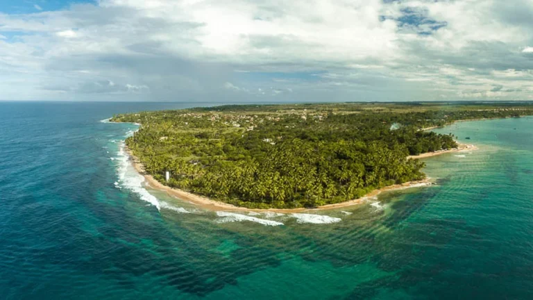As 10 Melhores Praias do Brasil Entre as 100 Melhores do Mundo