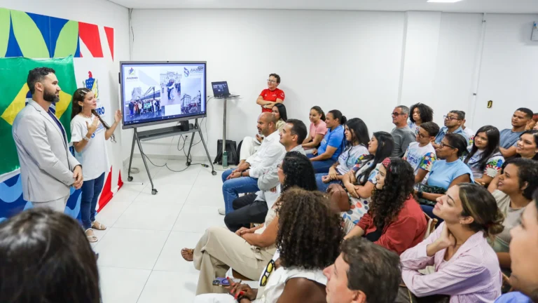 Juazeiro Pelo Mundo: Programa de Intercâmbio em Londres Abre Novas Oportunidades para Estudantes Juazeiro Pelo Mundo: Programa de Intercâmbio em Londres Abre Novas Oportunidades para Estudantes