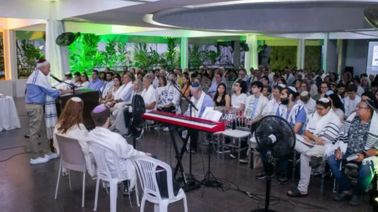 Rosh Hashaná: Como a Comunidade Judaica de Pernambuco Celebra o Ano Novo