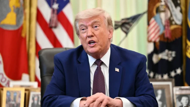 Trump reúne líderes da IA para debater inovação e segurança sem freios à tecnologia Trump reúne líderes da IA para debater inovação e segurança sem freios à tecnologia