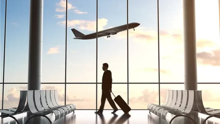Turismo Corporativo Cresce e Fatura R$ 9,75 Bilhões em 8 Meses Turismo Corporativo Cresce e Fatura R$ 9,75 Bilhões em 8 Meses
