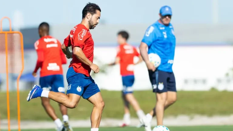 Bahia busca retomar vitória contra Palmeiras em jogo decisivo pelo Brasileirão Bahia busca retomar vitória contra Palmeiras em jogo decisivo pelo Brasileirão