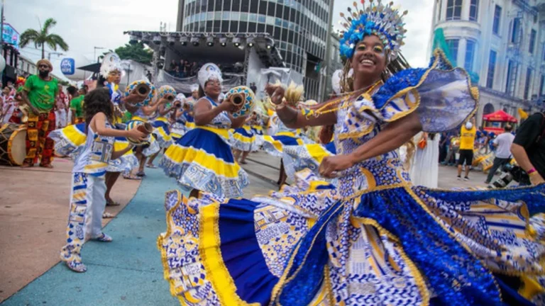 Pernambuco abre inscrições para artistas do Carnaval e São João 2027 Pernambuco abre inscrições para artistas do Carnaval e São João 2027