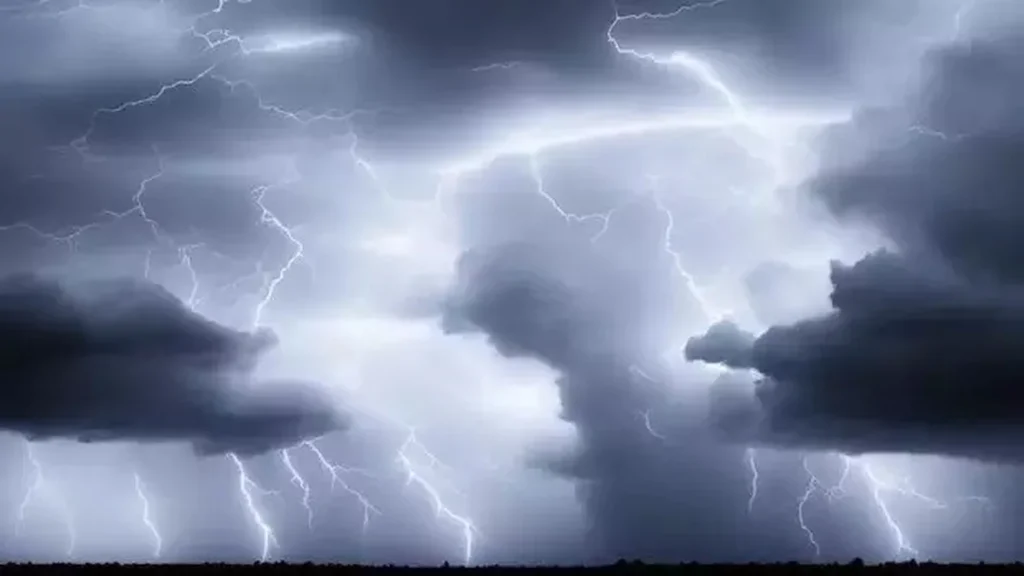 RS Enfrenta Novo Episódio de Chuva Forte com Risco de Temporais